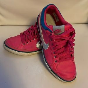 Hot pink Nike sneakers. Size 7.5